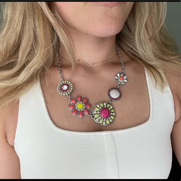 Lia Sophia Silver Necklace - Picture 2 of 3